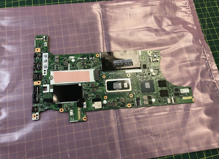 Lenovo ThinkPad P53S I7-8565U 1.8GHz 8GB Motherboard NVIDIA Quadro P520 NM-B901